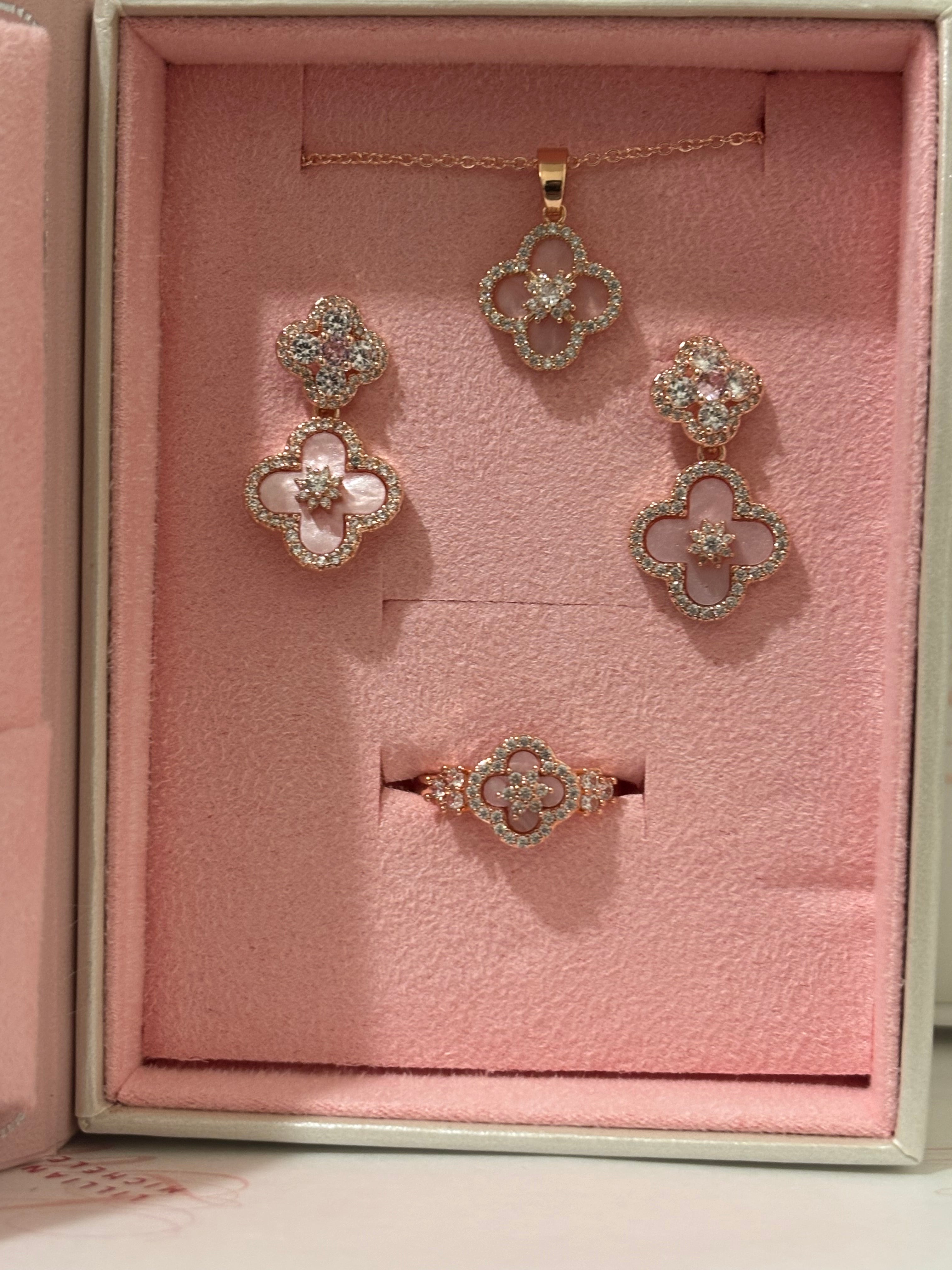 Pink Clover Set