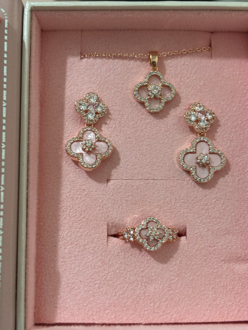 Pink Clover Set